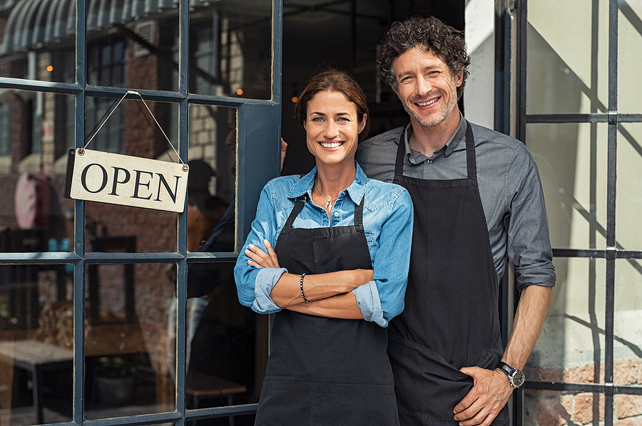 Calendar and clock highlighting pivotal moments to consider selling your Midwest small business, supported by Meritus Group expertise.